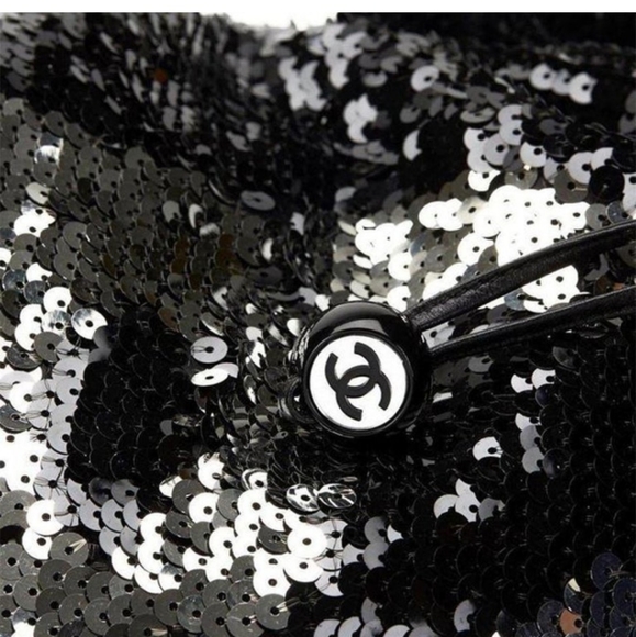 Chanel - Picture 7 of 14